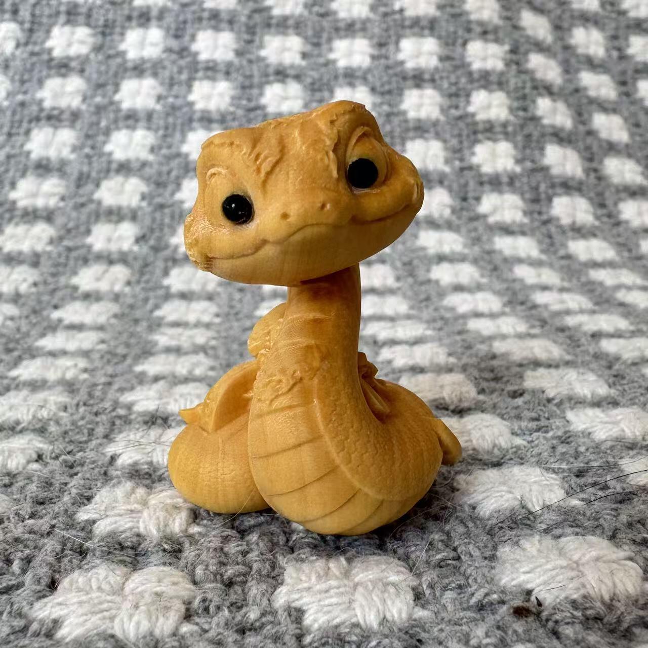 零元拍：哈基米系列，黄杨木雕12生肖之：蛇宝宝，高约：40MM。就这么可耐