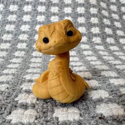 零元拍：哈基米系列，黄杨木雕12生肖之：蛇宝宝，高约：40MM。就这么可耐 - 零元拍：哈基米系列，黄杨木雕12生肖之：蛇宝宝，高约：40MM。就这么可耐