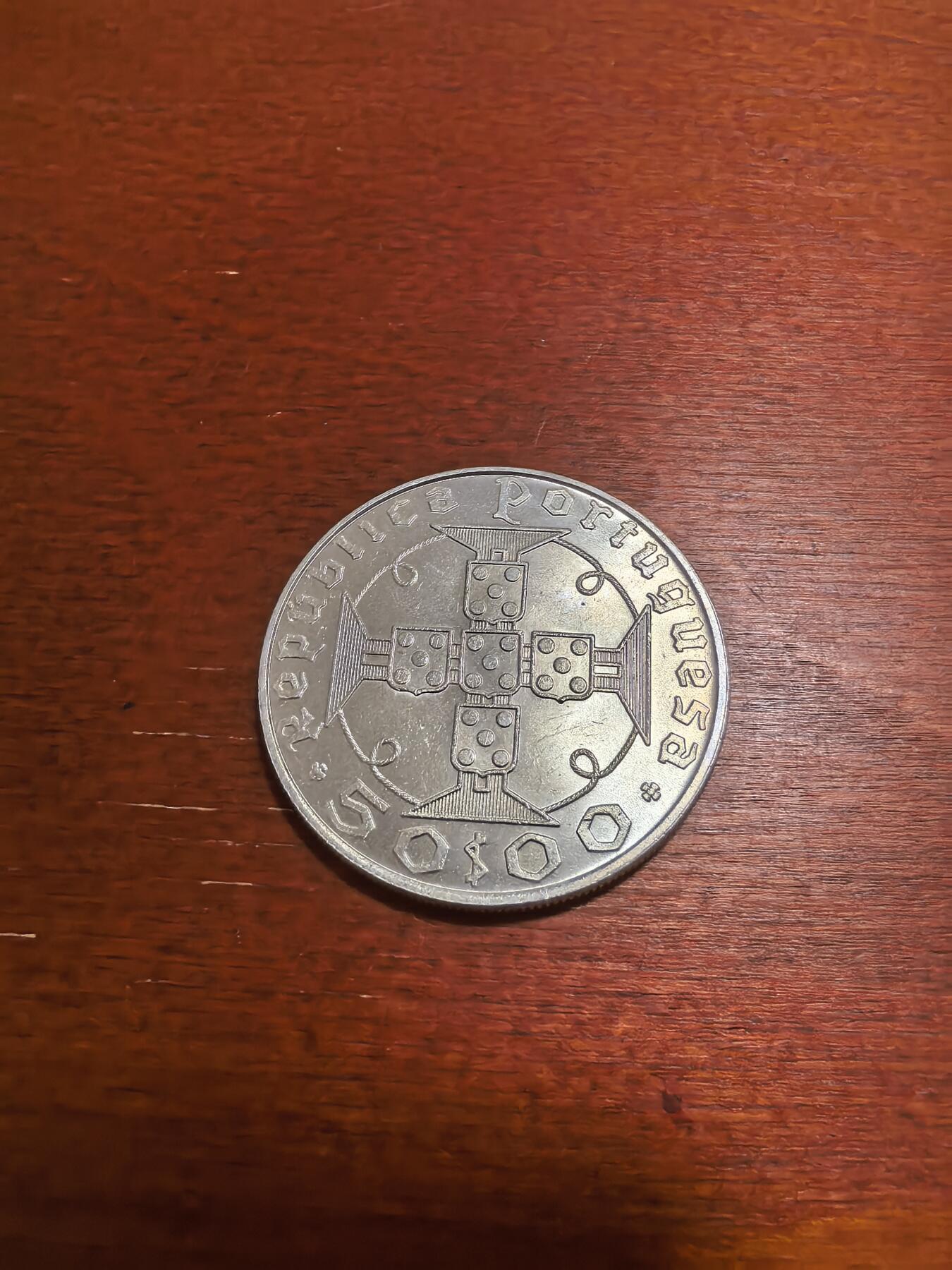 长老汇马年精选第七场拍卖 1970葡属圣多美发现美洲500周年50埃斯库多斯银币，18克650银，未流通品，最高面额银币