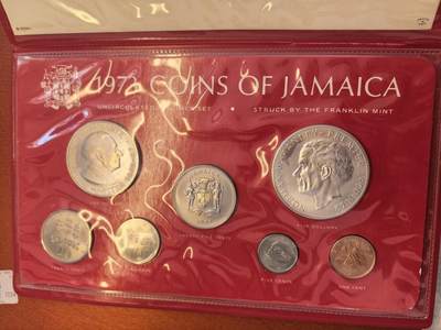 长老汇马年精选第一场拍卖 - 1973牙买加7枚套样币，大钱包，6404套，比精制少很多，含银币1枚，41.48克925银