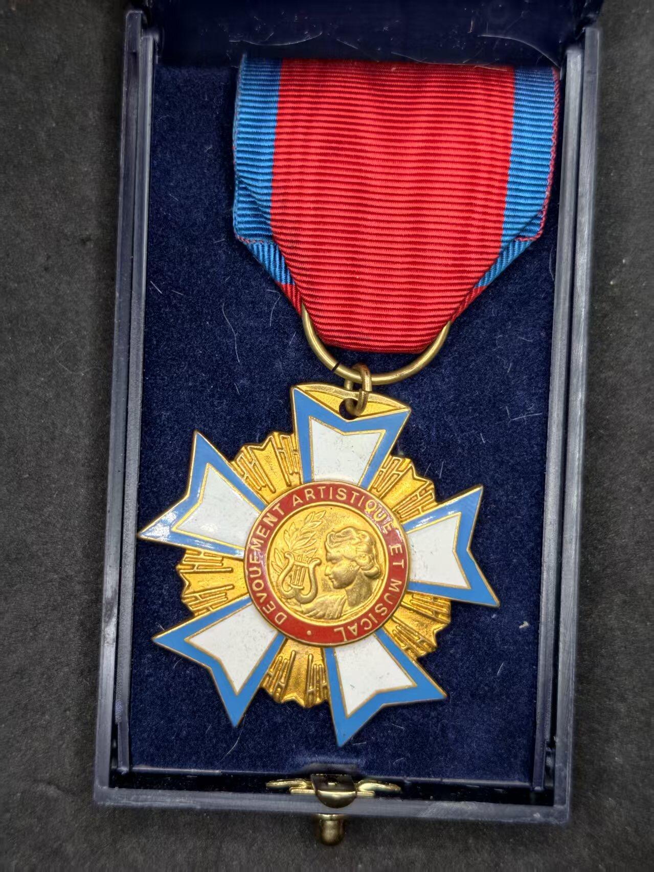 凯旋世界勋赏（持续上新中）（第22期新年大拍）（欢迎送拍）（对拍品有疑问请询问客服，不接受到手刀，出价默认拍品品相。请认真阅读拍卖规则！出价默认已认可！）（收到货请录制开箱视频，无视频概不处理问题。）