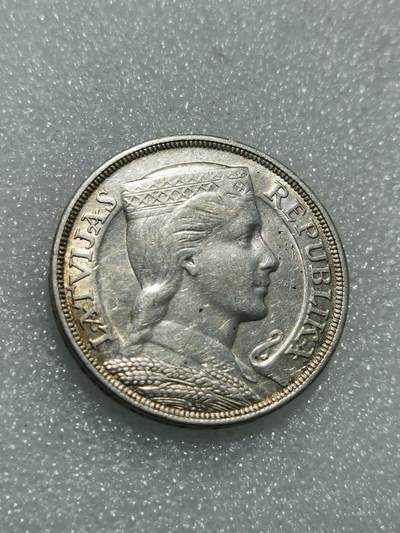 天下钱庄专场欢迎参拍 - 拉脱维亚5拉特银币