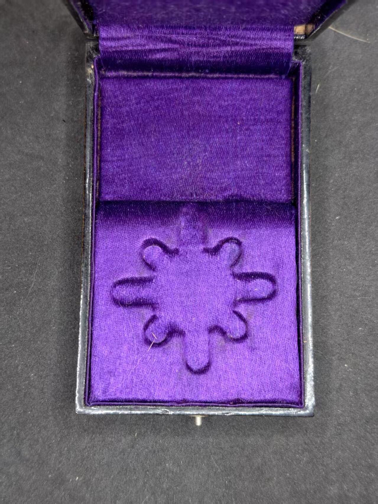 凯旋世界勋赏（持续上新中）（第22期新年大拍）（欢迎送拍）（对拍品有疑问请询问客服，不接受到手刀，出价默认拍品品相。请认真阅读拍卖规则！出价默认已认可！）（收到货请录制开箱视频，无视频概不处理问题。）