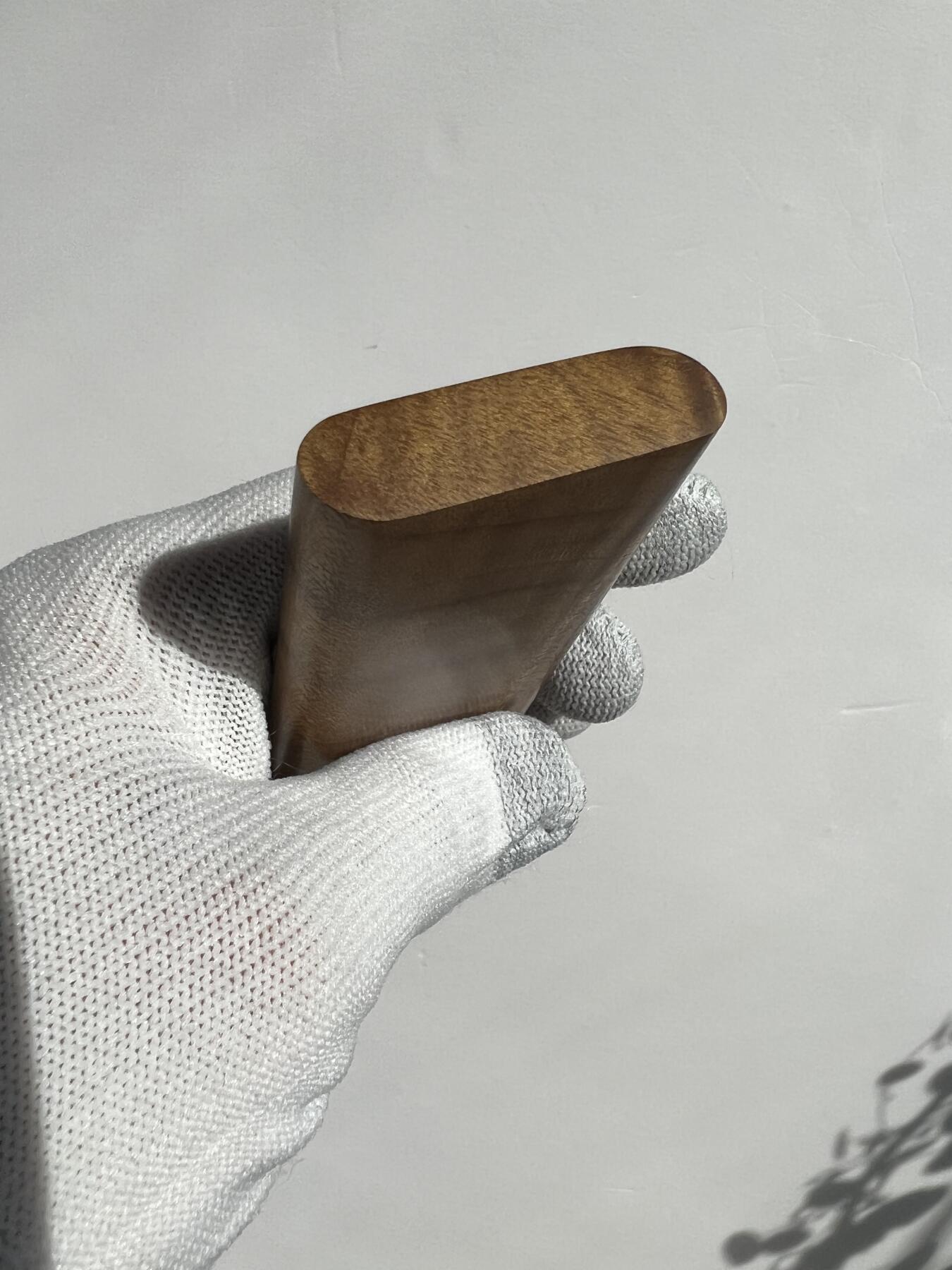 零元拍：B38 金丝楠牌子，3D立体波纹香喷喷的小金砖，金光闪闪，108/43/12.5MM