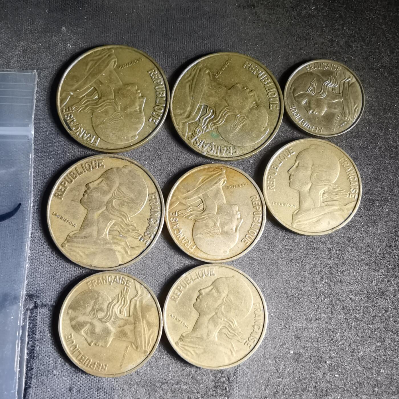 沼泽如烟--第996场 法国八枚