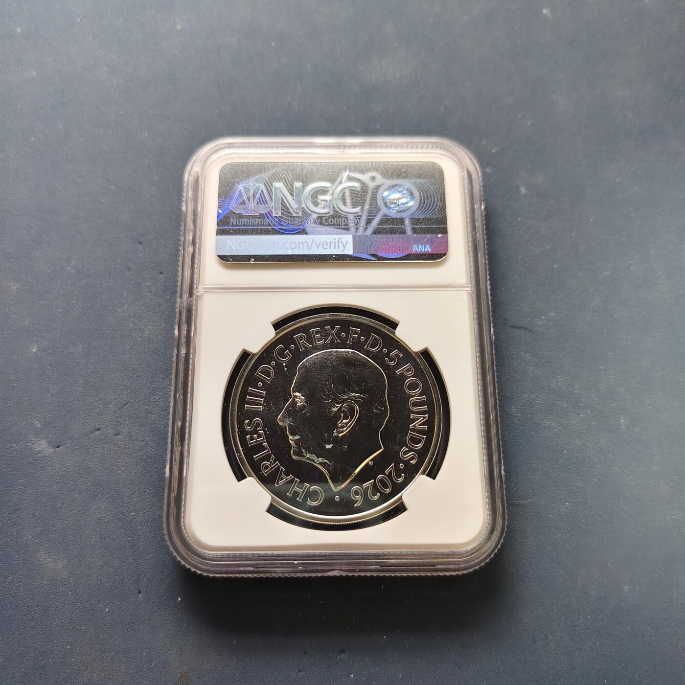 【全场包邮】纯粹捡漏拍505场 英国2026年5镑伊丽莎白二世女王年轻肖像纪念银币-NGC MS66 DPL