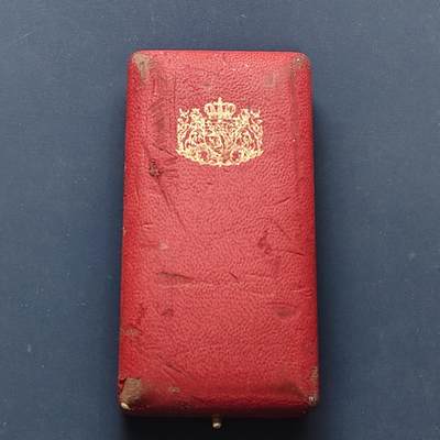 【全场包邮】纯粹捡漏拍505场 - 【勋章】欧洲十字勋章（具体自辨）-带盒