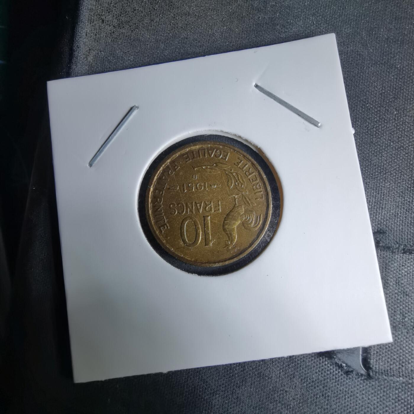 沼泽如烟--第997场 法国1951年10法郎B