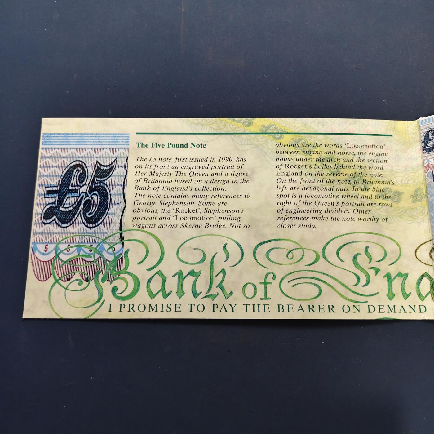 【全场包邮】纯粹捡漏拍505场 英国官方发行5镑收藏册-含1996年5镑女王70大寿克朗型纪念币+英格兰银行5镑纸钞