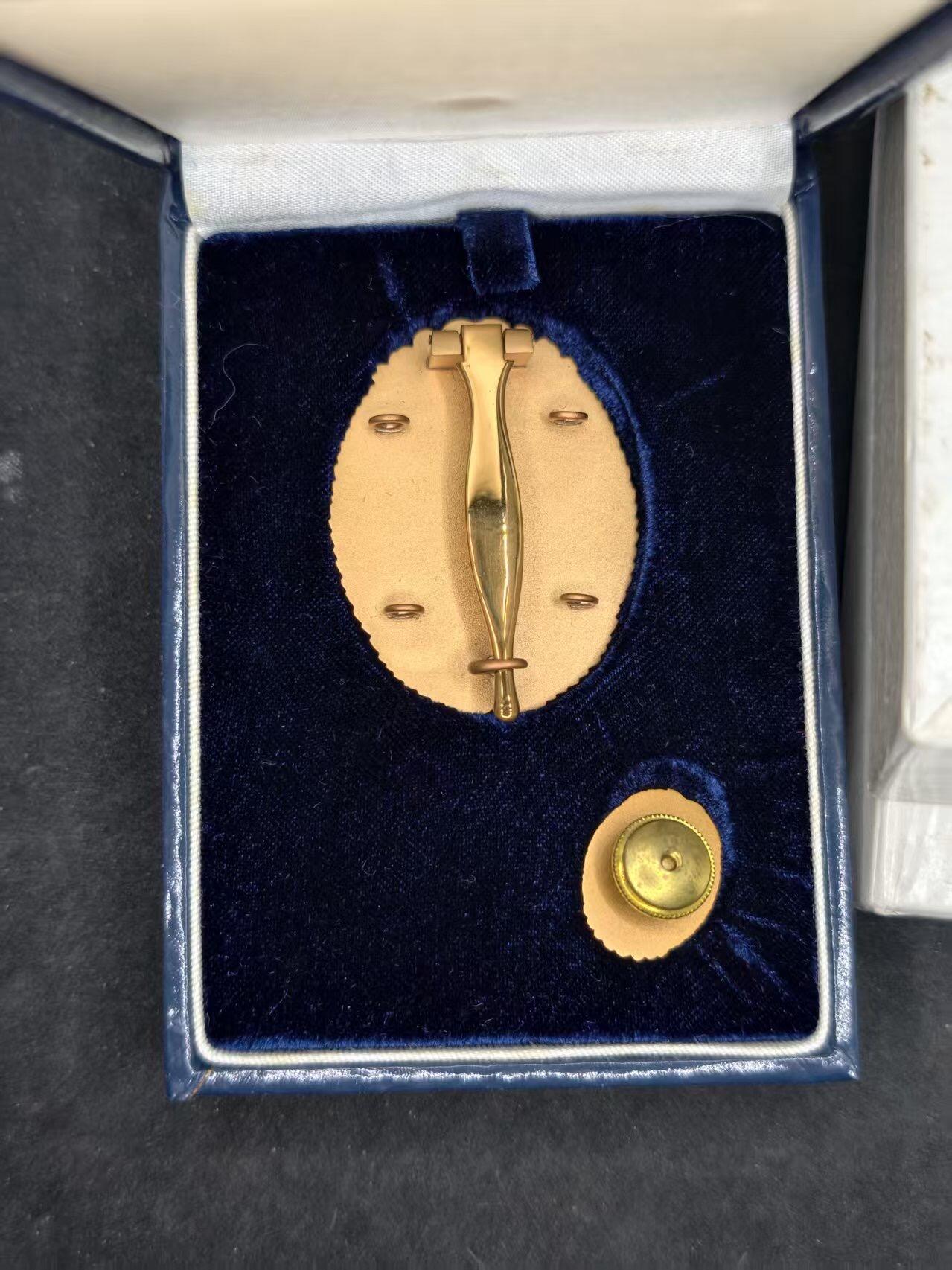 凯旋世界勋赏（持续上新中）（第22期新年大拍）（欢迎送拍）（对拍品有疑问请询问客服，不接受到手刀，出价默认拍品品相。请认真阅读拍卖规则！出价默认已认可！）（收到货请录制开箱视频，无视频概不处理问题。）