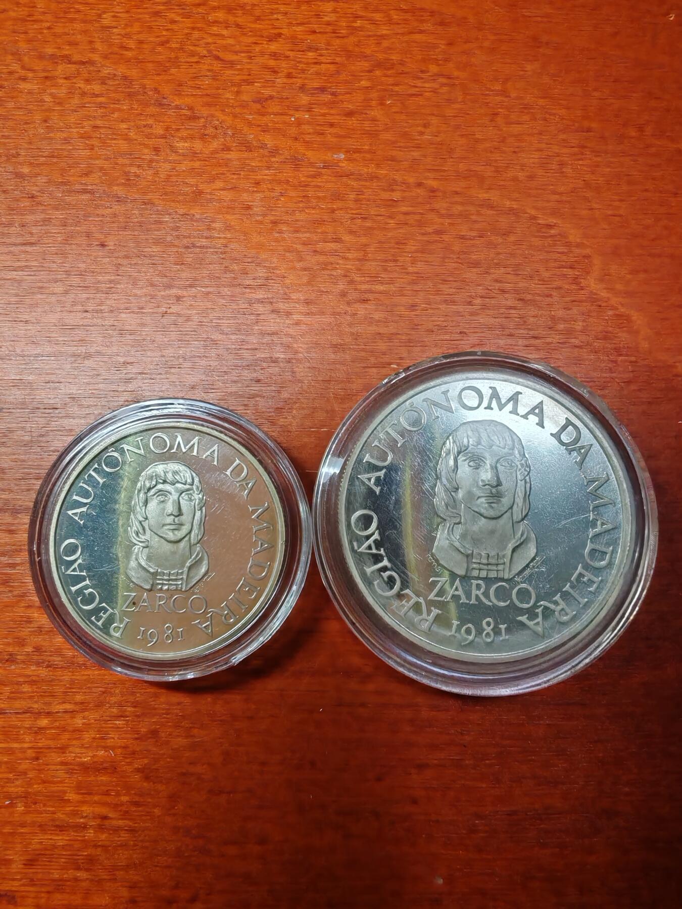 长老汇马年精选第七场拍卖 1981葡属马德拉群岛25+100埃斯库多斯精制银币，27.5克925银，少见，该地区发行的仅有的两枚银币，两枚即所有