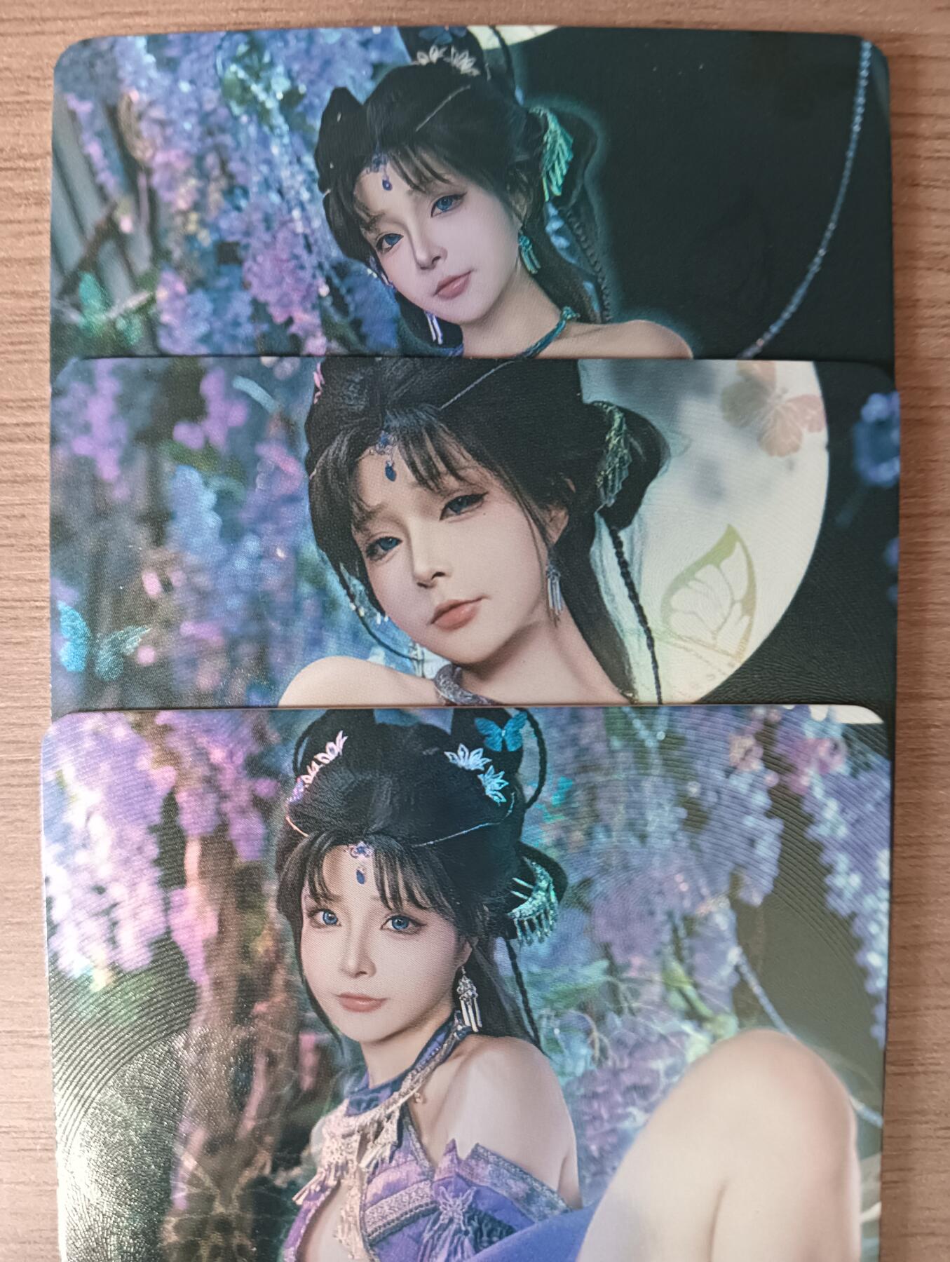 花开卡拍第61期（3月7号周六截拍，品控勿拍!!!拍品不寄存，运费5元（新疆需补运费差价或顺丰到付），自制卡难免瑕疵，可能存在轻微撞角爆边等出厂瑕疵，品控介意勿拍！） 墨卡 cos 古风 卡背特写 彩闪3张