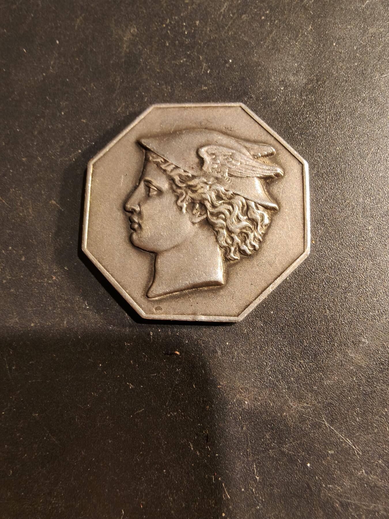 老王徽章第183期 法国迪耶普商会银八角章    950银    直径33mm     重量18.2g