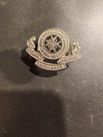 老王徽章第183期 - 英国圣约翰急救旅证章    二战时期