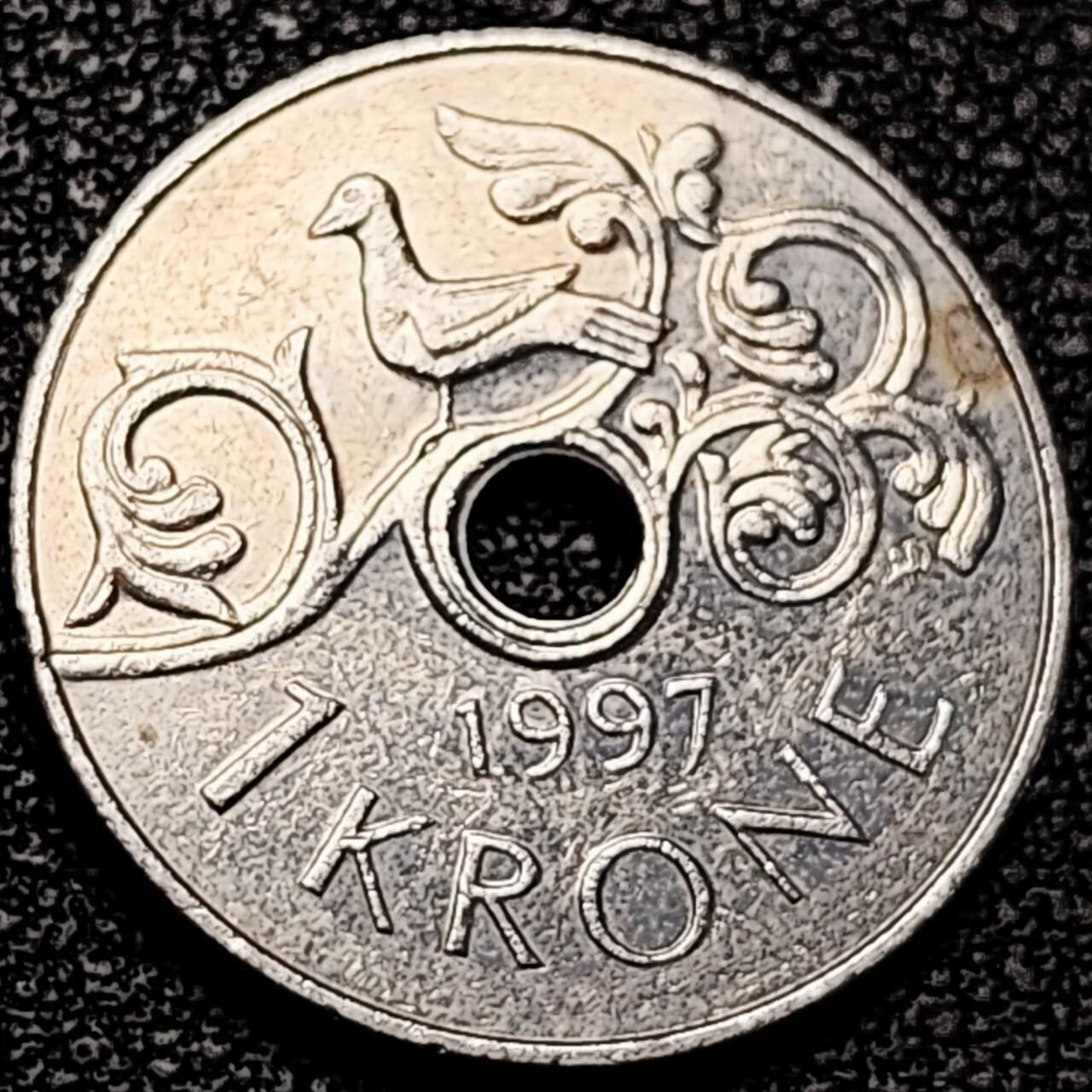 泉币菌-第193场- 新年第一场 新年快乐 本场拍品多 请提前出价 哈拉尔五世小鸟 挪威1克朗圆孔铜镍硬币 21.0毫米 4.3克