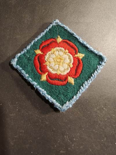 老王徽章第183期 - 二战时期英国陆军卡特里克兵营臂章