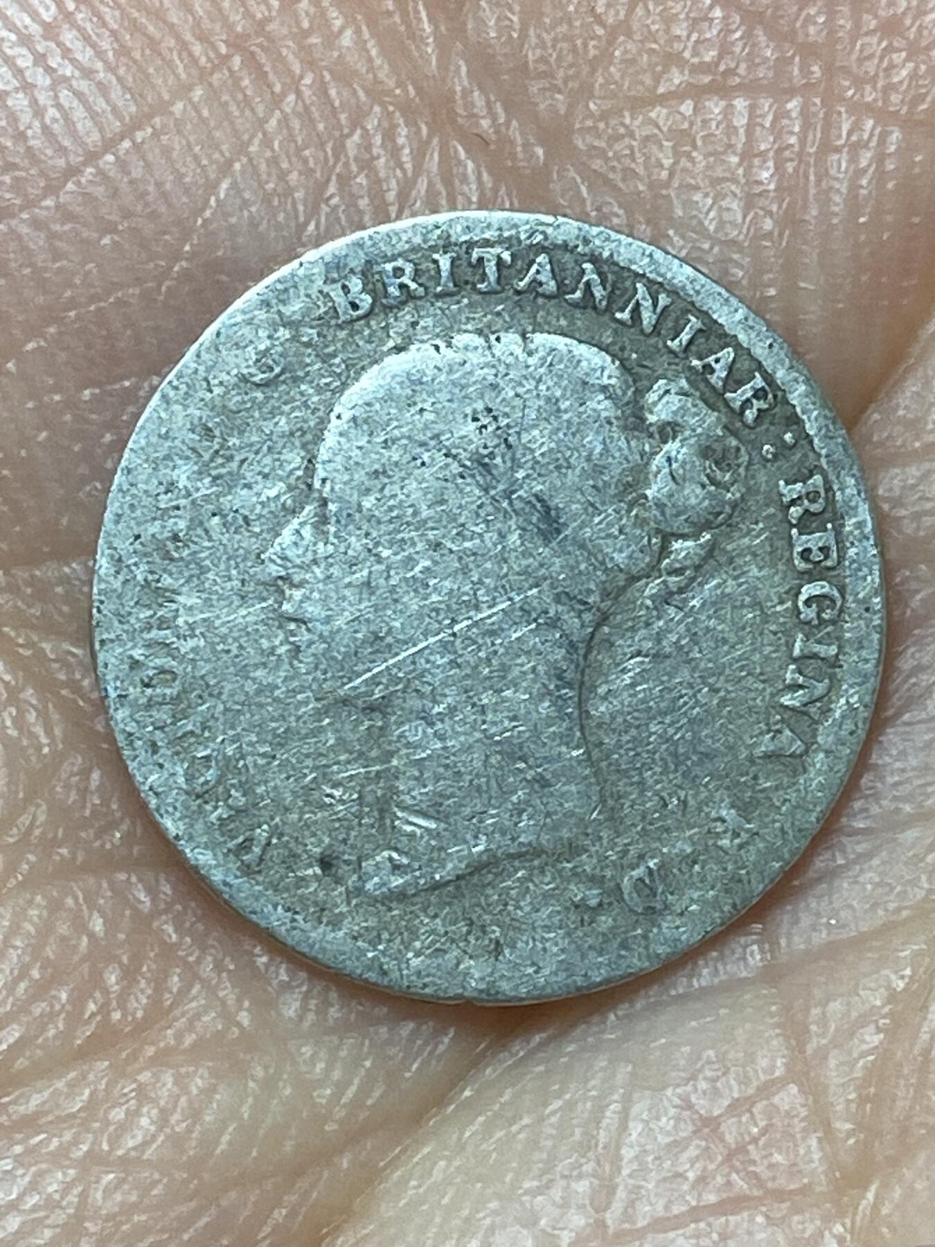 2026年第二十九场(总第一百九十八场）英国一线回流散币新年初九特拍场第一场(免佣金) 英国🇬🇧3便士银币(维多利亚女王青年头像)