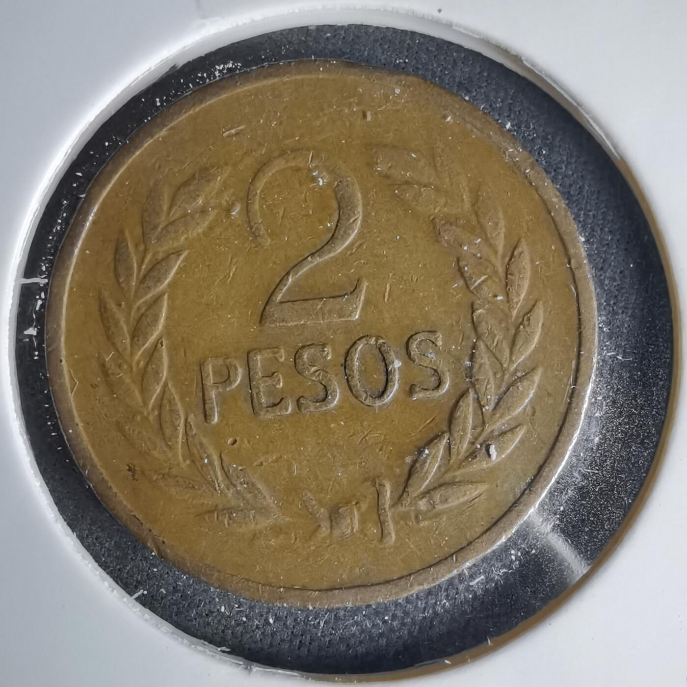 沼泽如烟--第999场 哥伦比亚1977年2比索