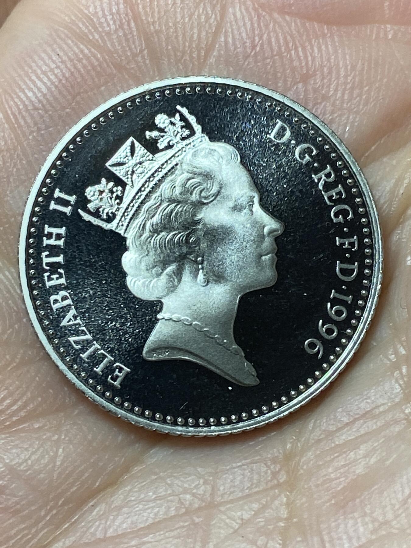 2026年第二十九场(总第一百九十八场）英国一线回流散币新年初九特拍场第一场(免佣金) Proof精制币–英国🇬🇧1996年10便士(伊丽莎白二世中年高冠第二版，小尺寸版)