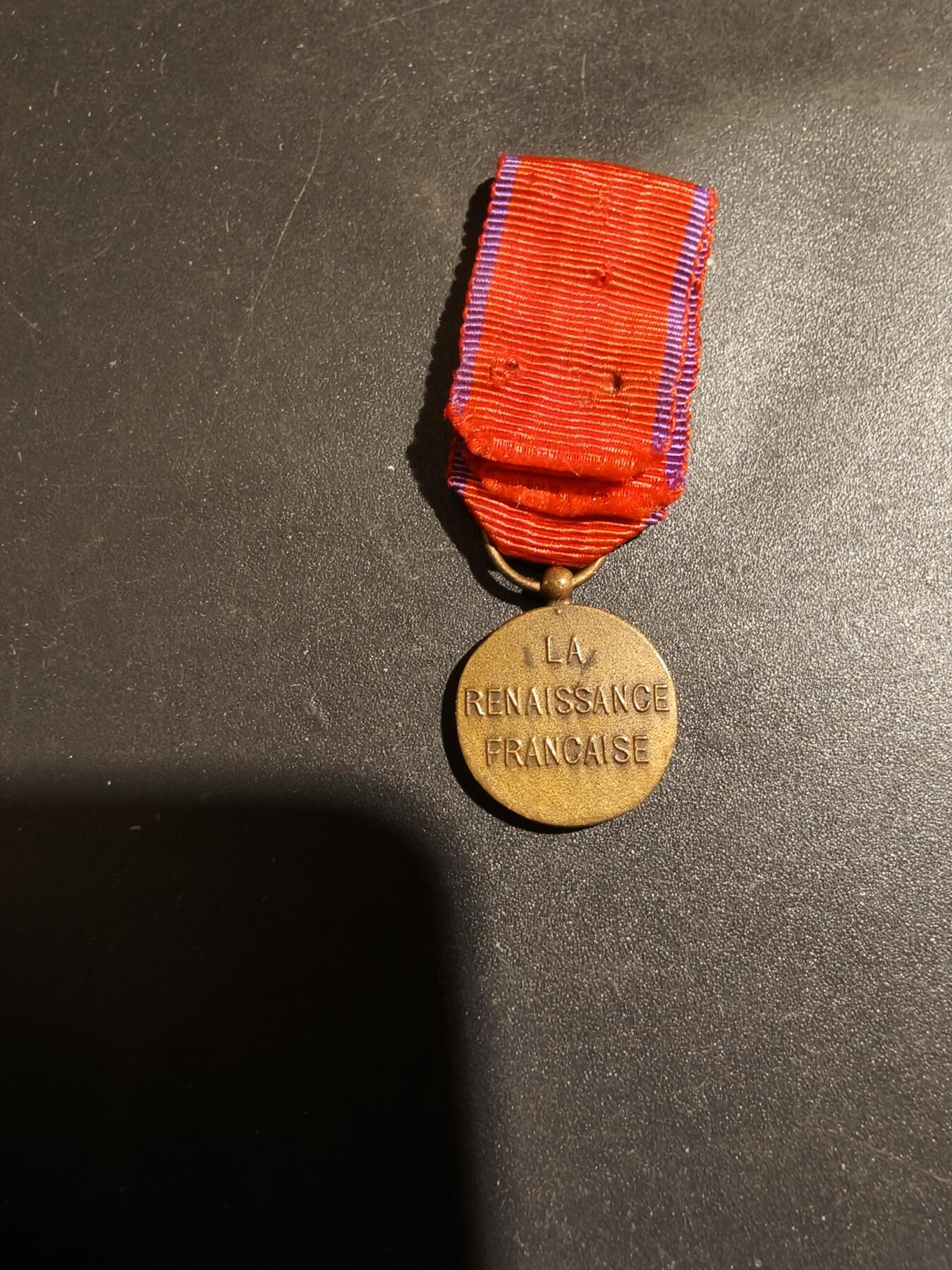 老王徽章第183期 法国复兴协会奖章迷你章