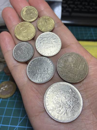 2026年第二十八场(总第一百九十七场）新春初七特拍场(佣金3%最低1元) - 法国🇫🇷8枚小套币：1998年68年5生丁，1972年10生丁，1969年1/2法郎，1961年75年1法郎，1973年5法郎，1976年10法郎