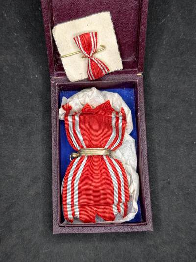 凯旋世界勋赏（持续上新中）（第22期新年大拍）（欢迎送拍）（对拍品有疑问请询问客服，不接受到手刀，出价默认拍品品相。请认真阅读拍卖规则！出价默认已认可！）（收到货请录制开箱视频，无视频概不处理问题。） - 赤十字配件