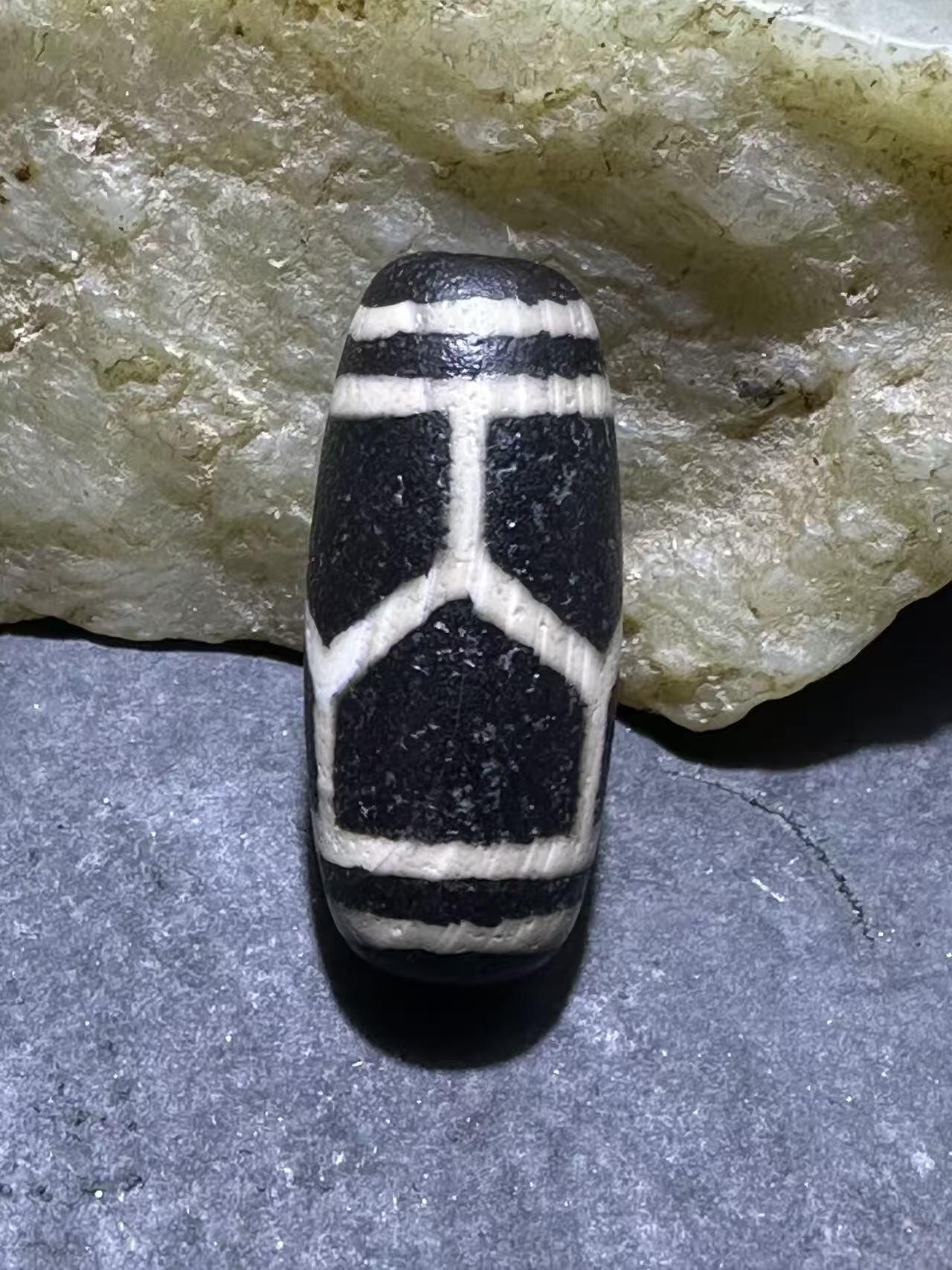 仅此一颗，精品藏传龟甲天珠一颗，