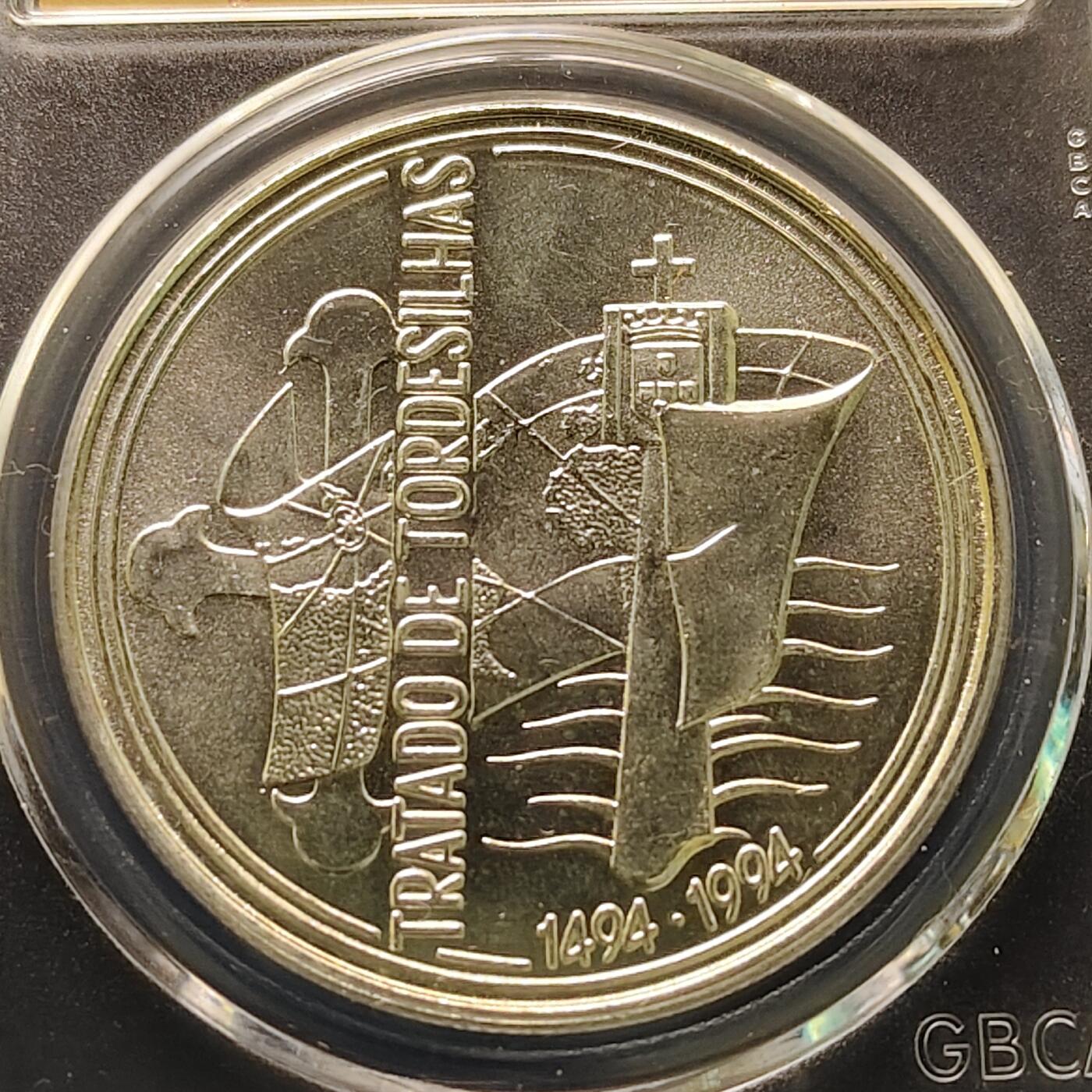 【全场包邮】纯粹捡漏拍505场 葡萄牙1994年1000埃斯库多托尔德西拉斯条约克朗型纪念银币【40毫米28克50%】-公博MS66