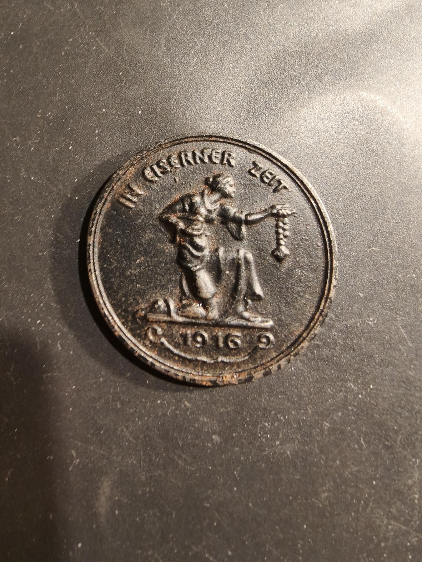 老王徽章第183期 德国一战捐金为铁纪念章