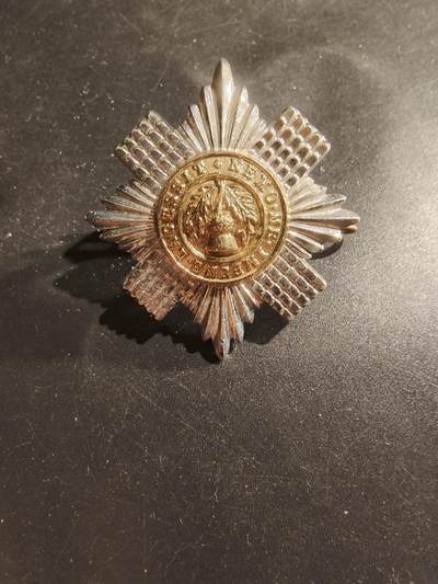 老王徽章第183期 - 英国苏格兰近卫步兵团(苏格兰卫队)帽徽     女王时期