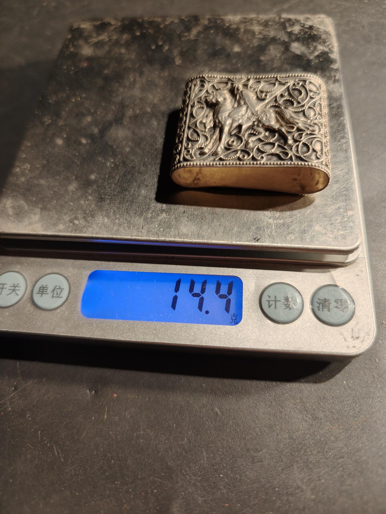 老王徽章第183期 法国银烟盒外壳    螃蟹银标    14.4g