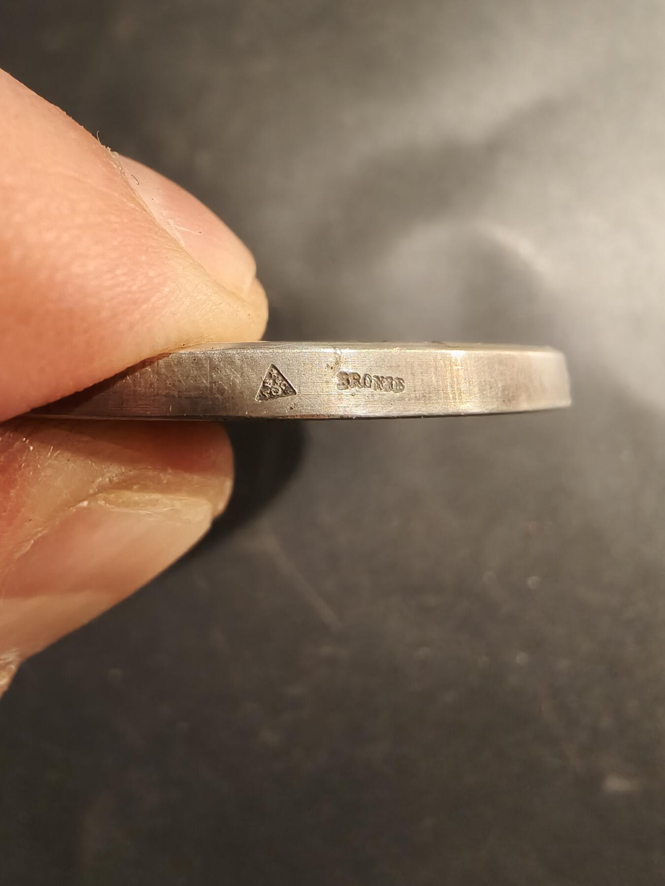 老王徽章第183期 法国战争部射击协会镀银大铜章    原盒     直径50mm     重量55.6g