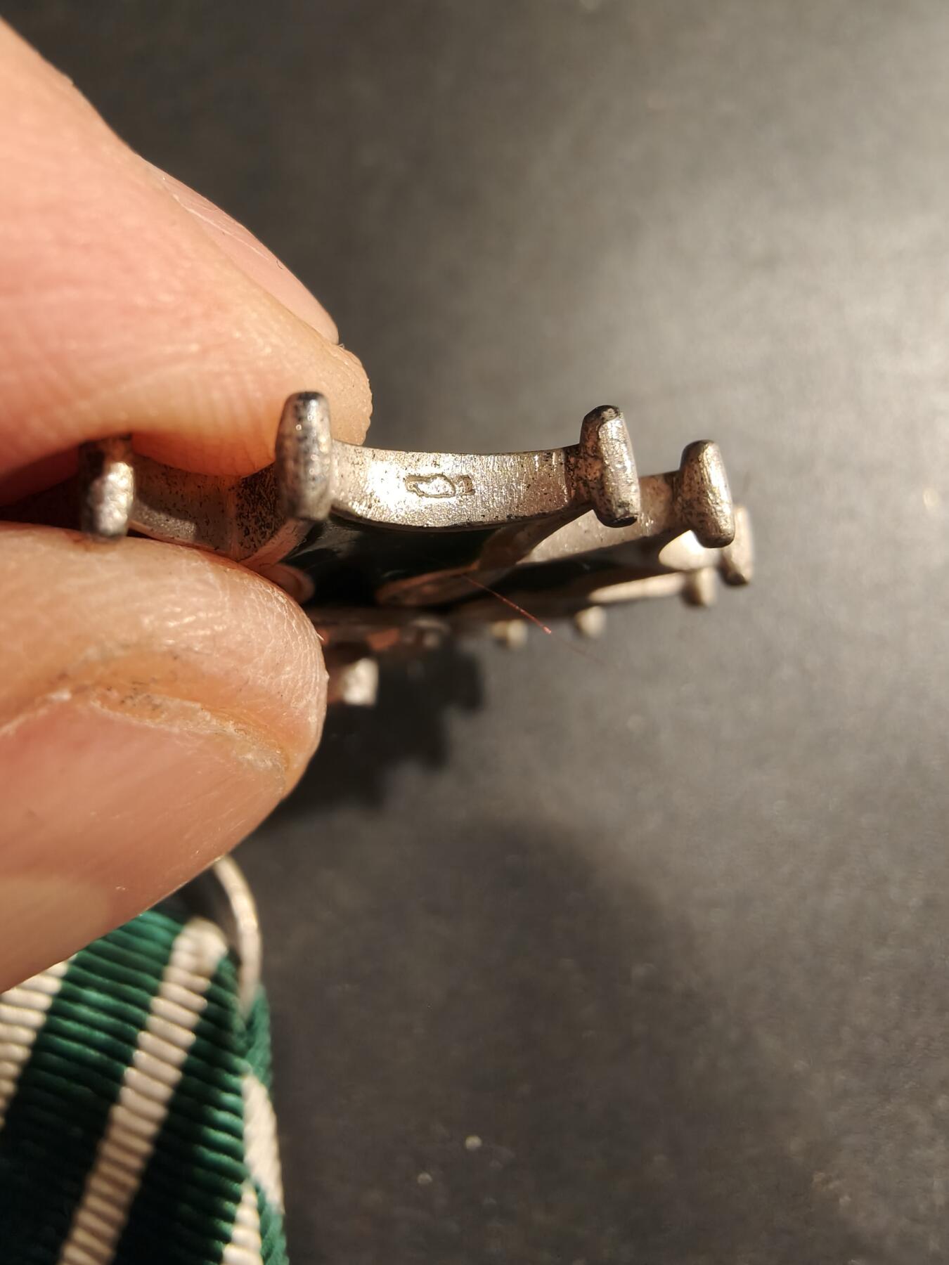 老王徽章第183期 法国骑士级文学艺术勋章    第一版950银质珐琅     原盒