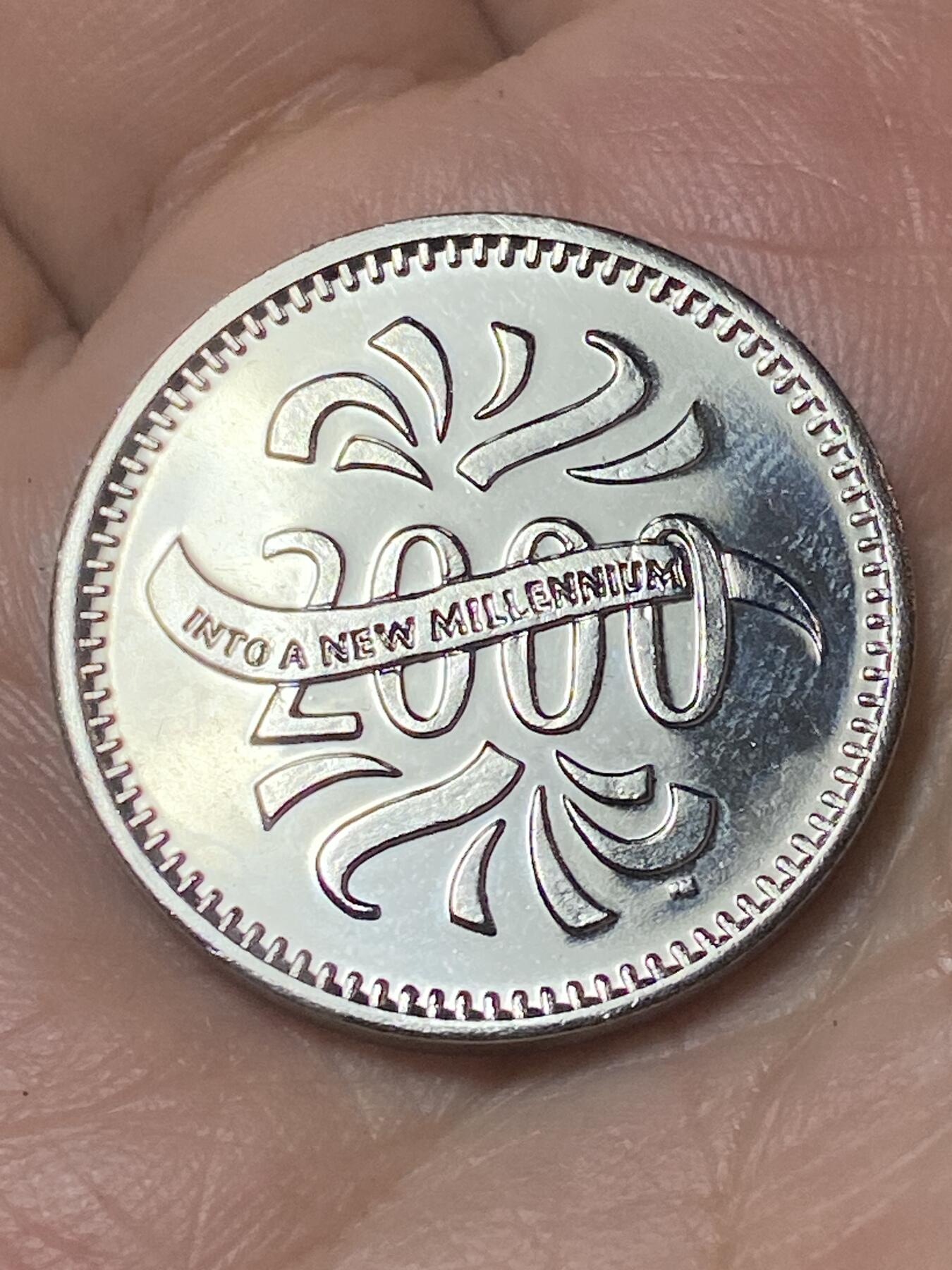 2026年第二十九场(总第一百九十八场）英国一线回流散币新年初九特拍场第一场(免佣金) 英国🇬🇧 2000年代币(Sainsbury's连锁超市发行的“千禧年缔造者”系列代币，穆罕默德·阿里)