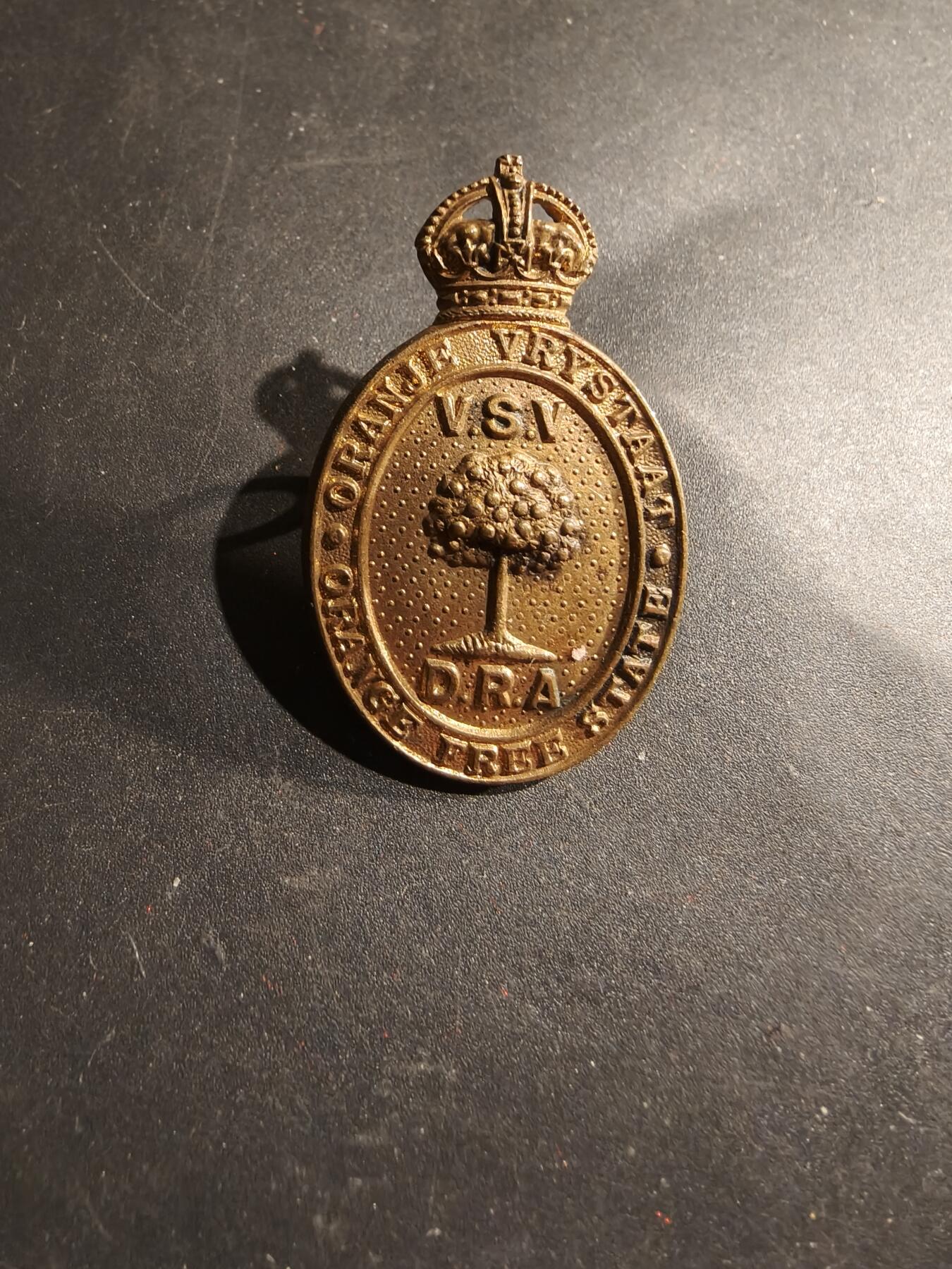 老王徽章第183期 奥伦治自由邦武装力量帽徽    布尔战争时期