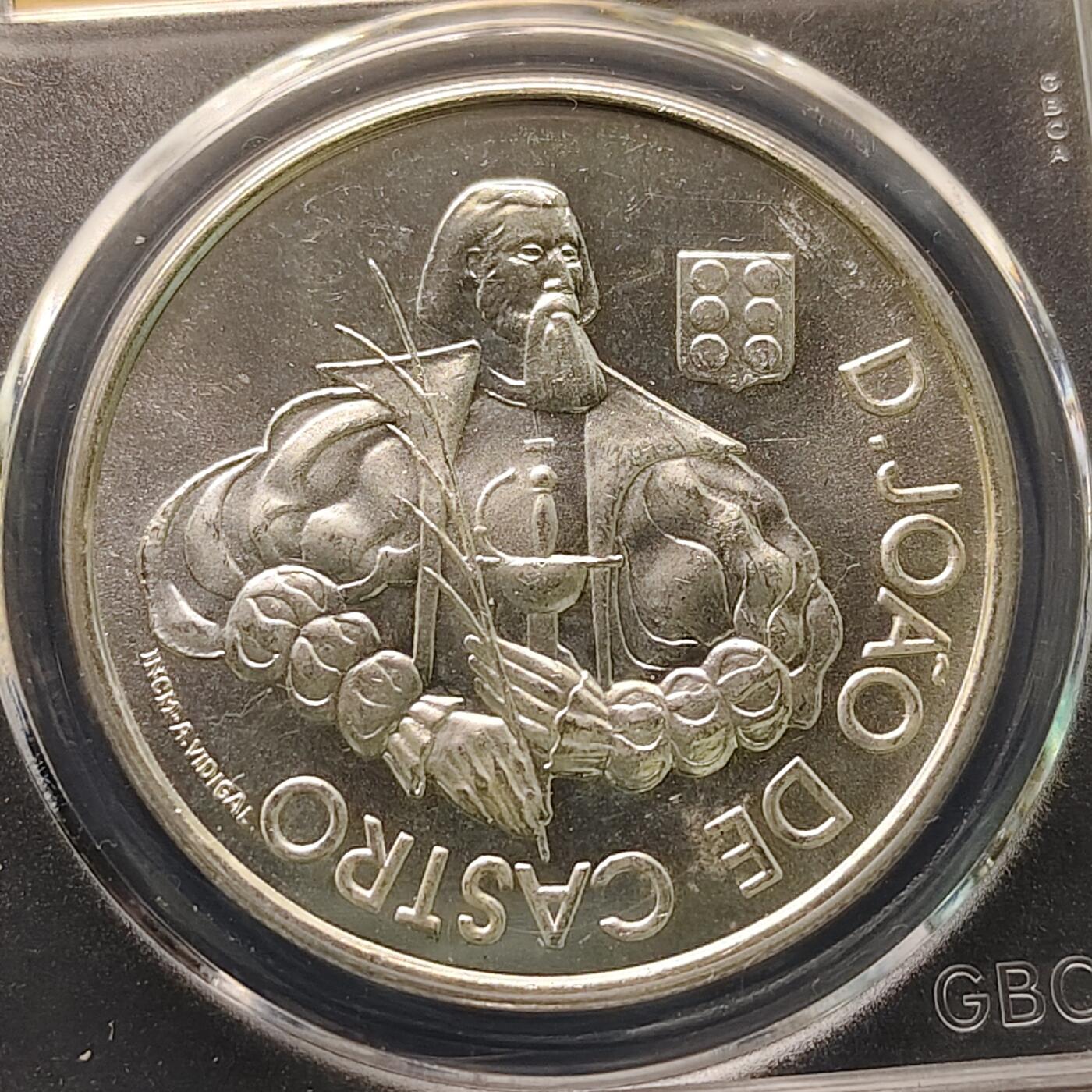 【全场包邮】纯粹捡漏拍505场 葡萄牙2000年1000埃斯库多若昂·德·卡斯特罗克朗型纪念银币【40毫米28克50%】-公博MS66