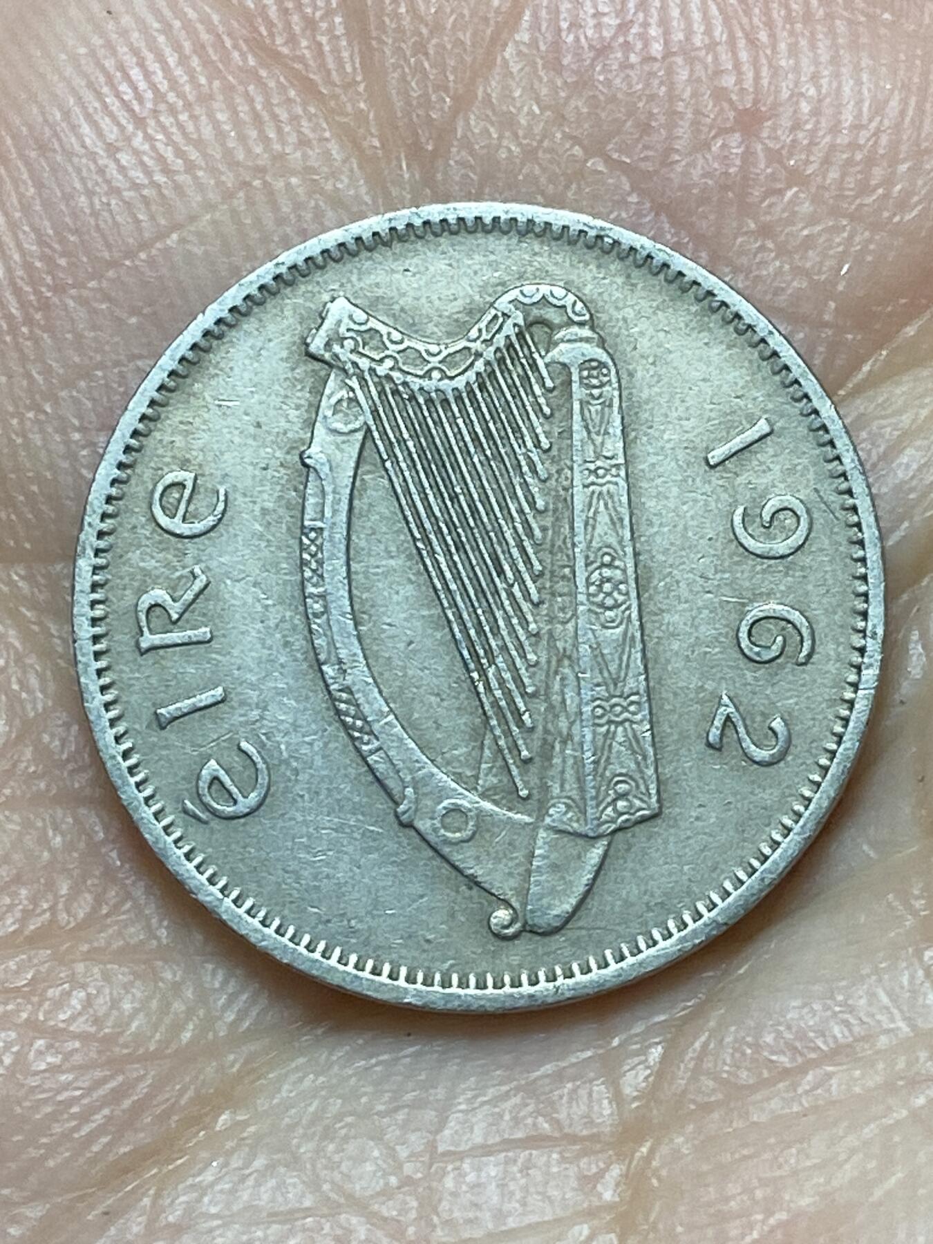 2026年第二十九场(总第一百九十八场）英国一线回流散币新年初九特拍场第一场(免佣金) 爱尔兰🇮🇪1962年6便士(共和国时期第一套第二版)