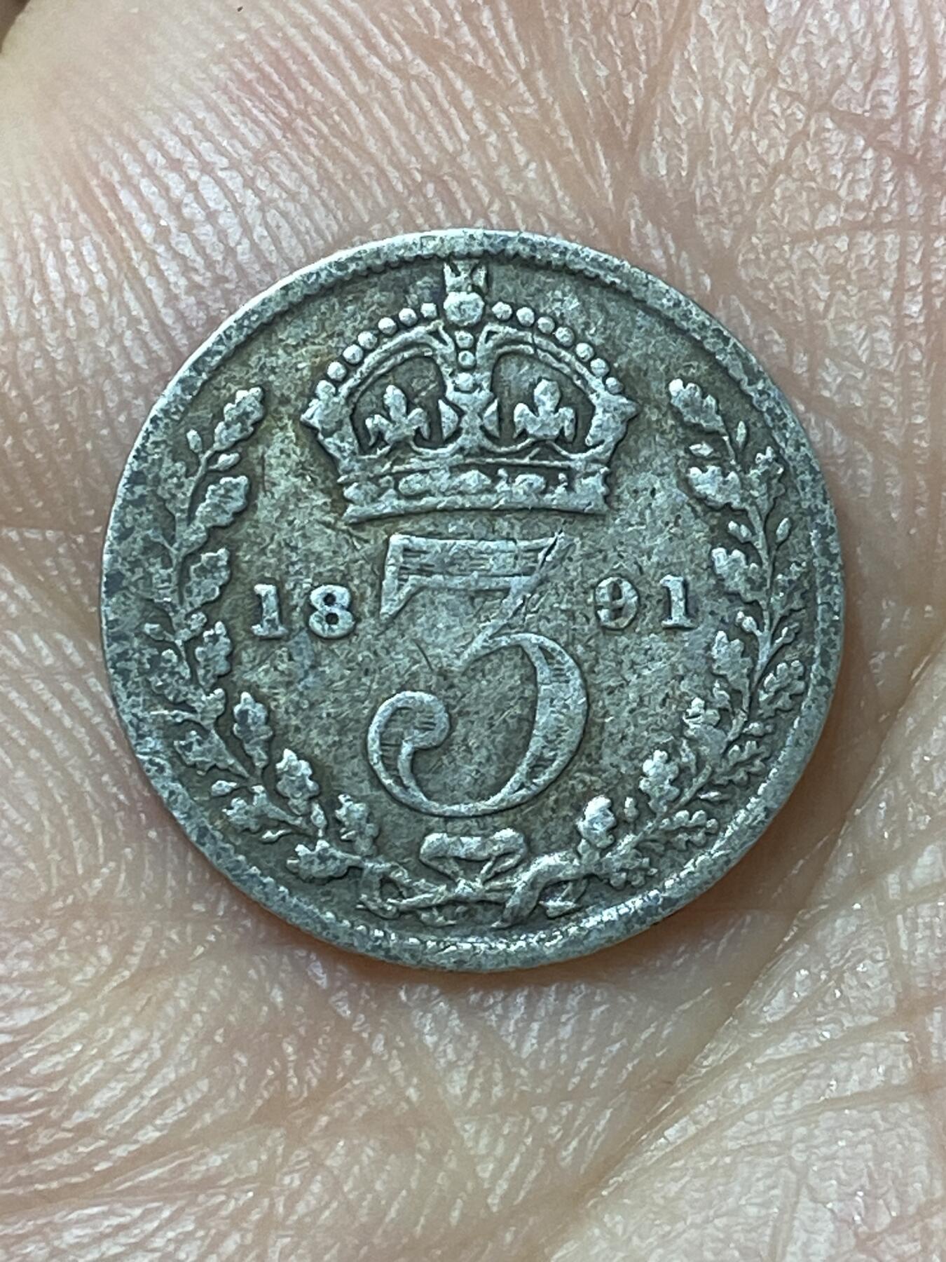 2026年第二十九场(总第一百九十八场）英国一线回流散币新年初九特拍场第一场(免佣金) 英国🇬🇧1891年3便士银币(维多利亚女王老年高冠，925高银)