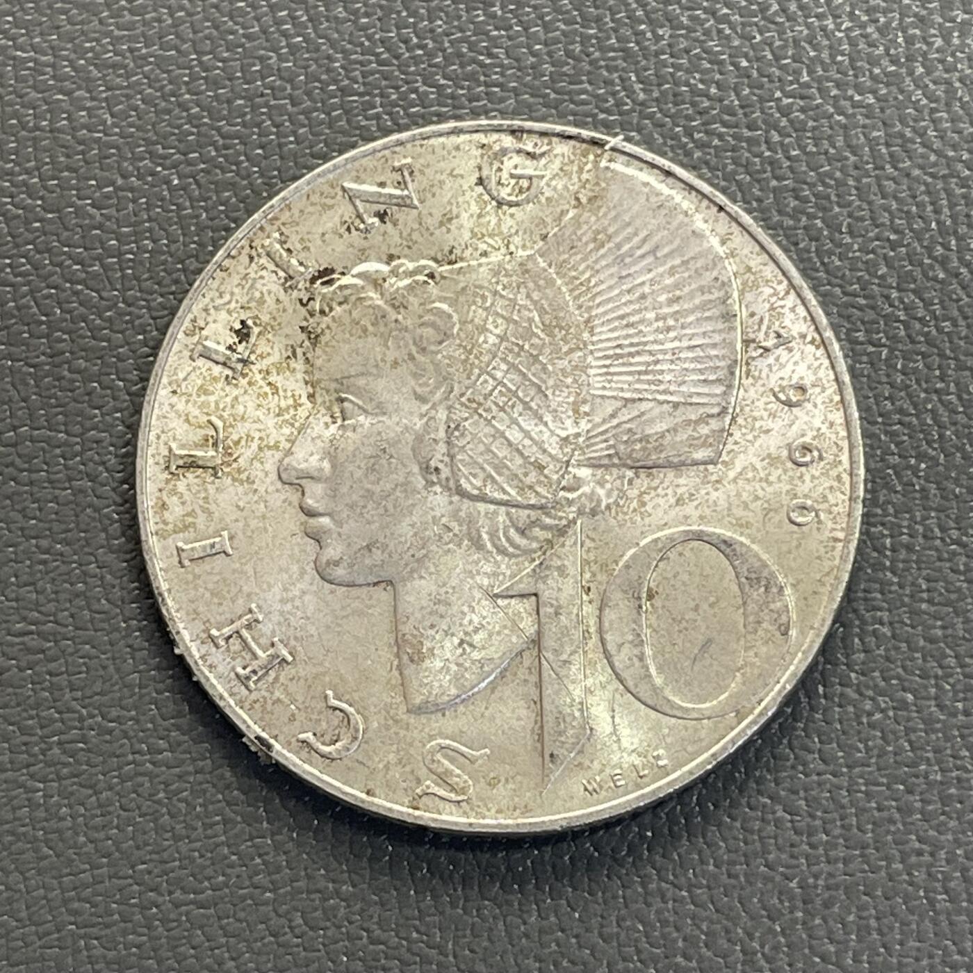 回流0218 新春快乐，马年大吉！ 奥地利1966年10先令“瓦豪女士”银币 银价7.5*64%*20=96元