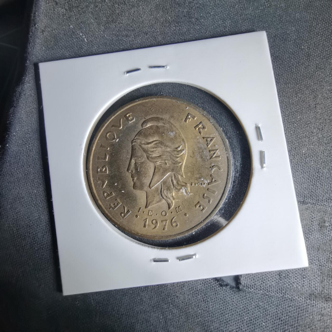 沼泽如烟--第999场 法属新喀里多尼亚1976年100法郎