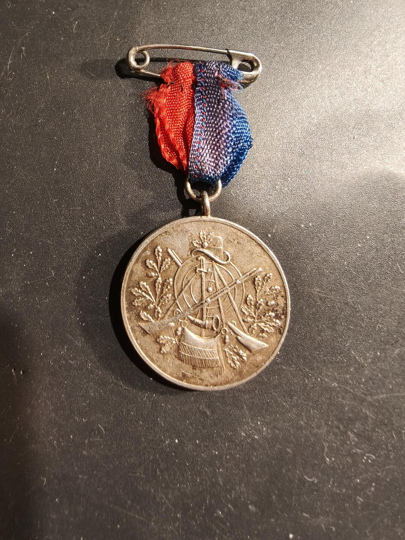 老王徽章第183期 德国射击协会奖章