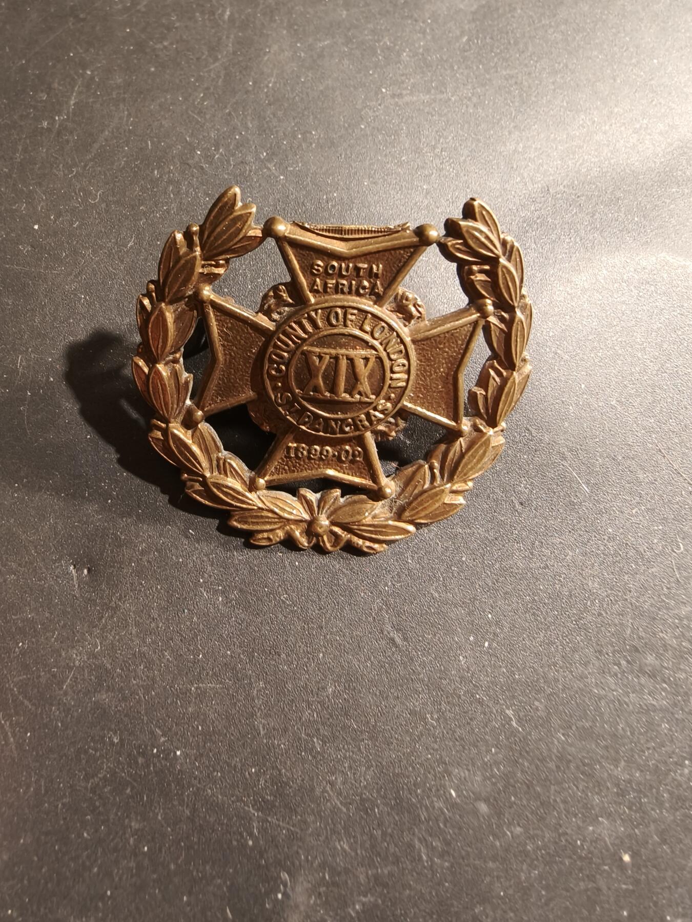 老王徽章第183期 英国伦敦团第19步兵营帽徽     一战时期