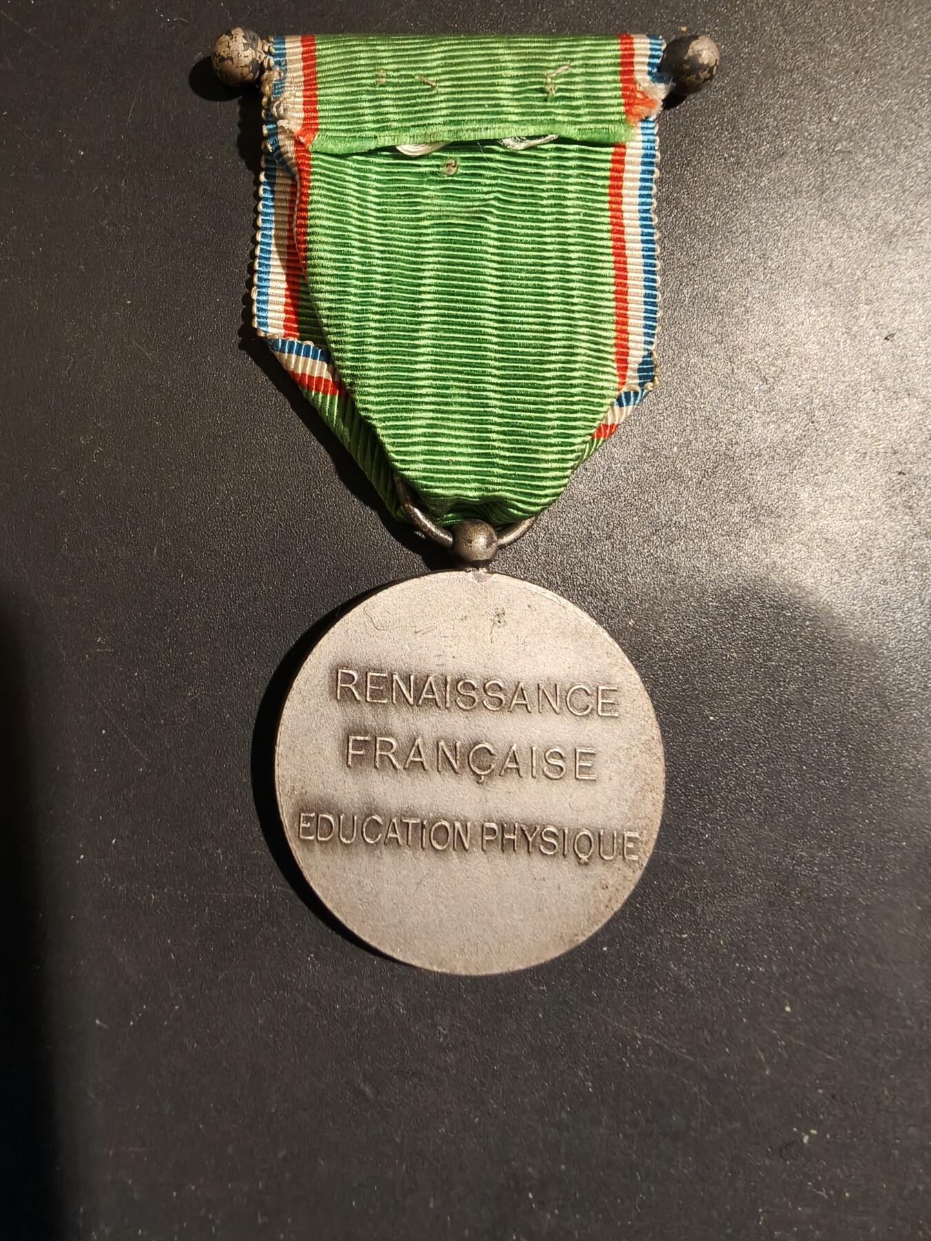 老王徽章第183期 法国体育教育纪念章