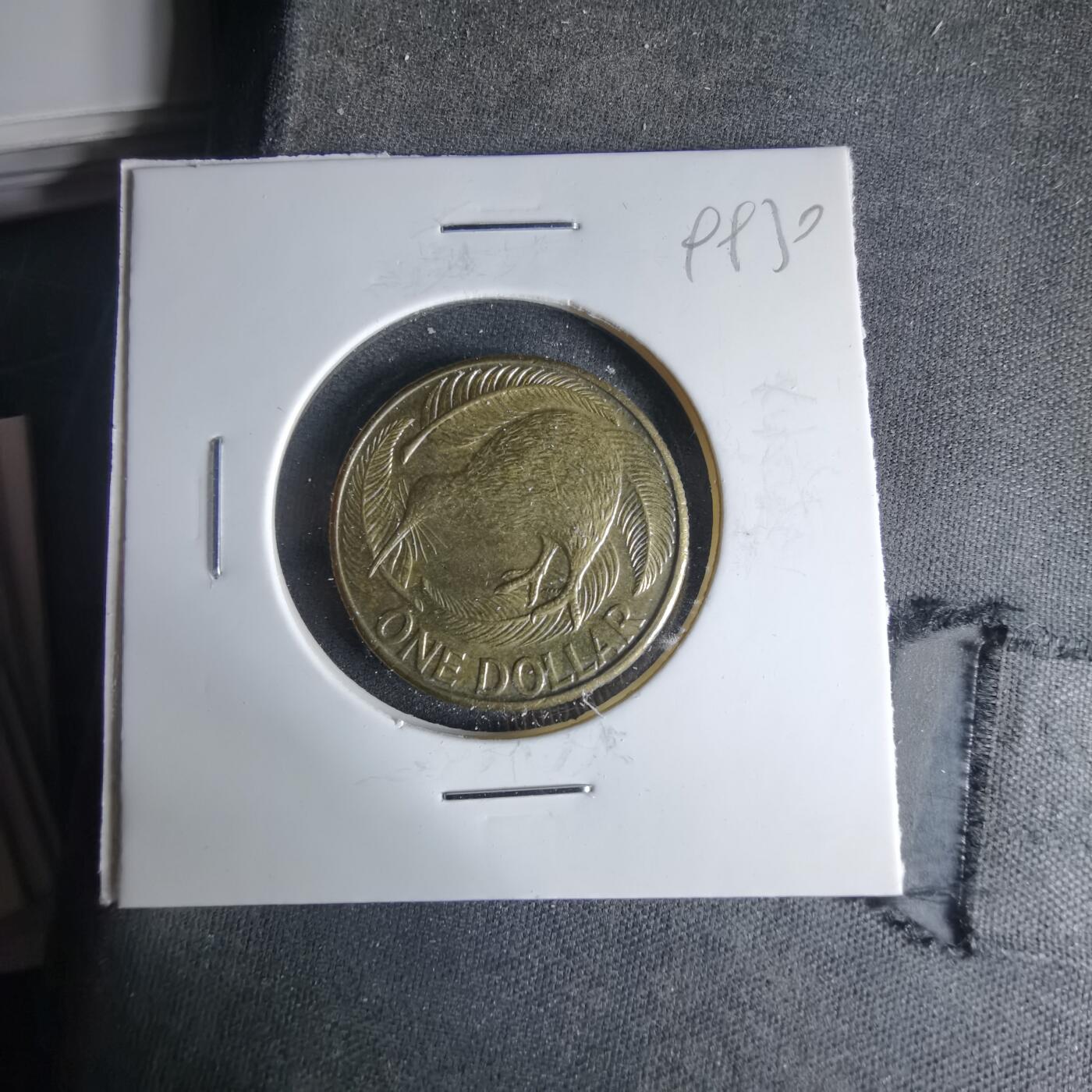 沼泽如烟--第999场 新西兰2000年一元