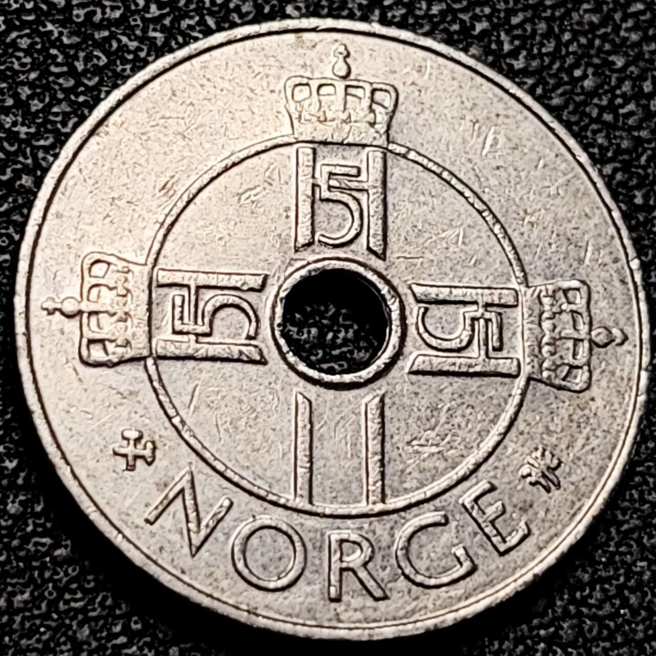 泉币菌-第193场- 新年第一场 新年快乐 本场拍品多 请提前出价 哈拉尔五世小鸟 挪威1克朗圆孔铜镍硬币 21.0毫米 4.3克