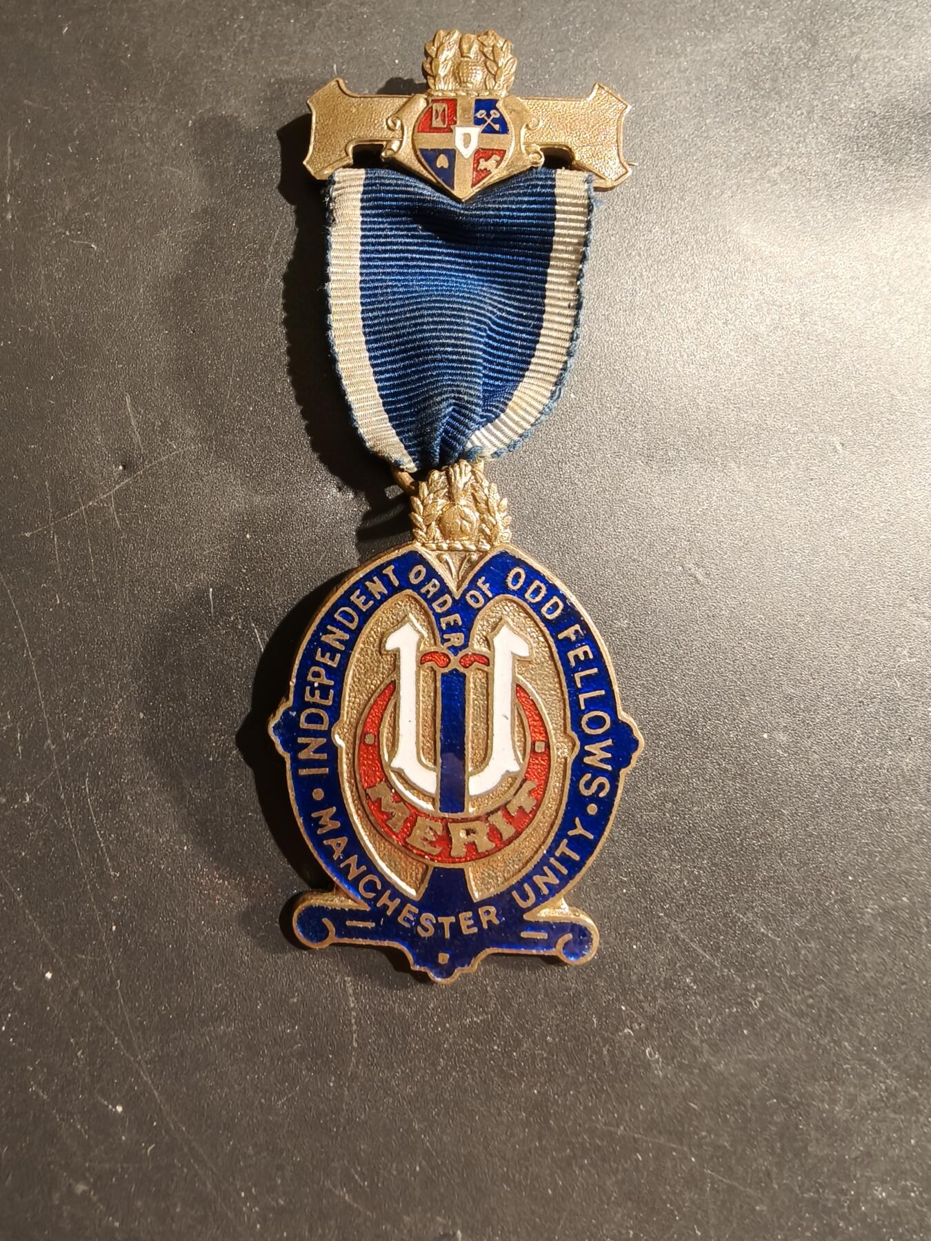 老王徽章第183期 英国共济会奖章   早期实发版