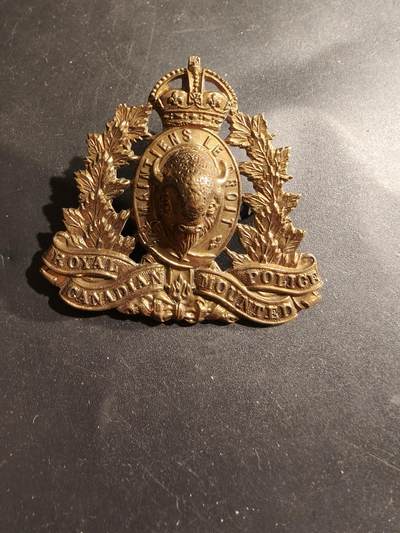老王徽章第183期 - 英联邦加拿大皇家骑警警用帽徽     大尺寸     一战时期