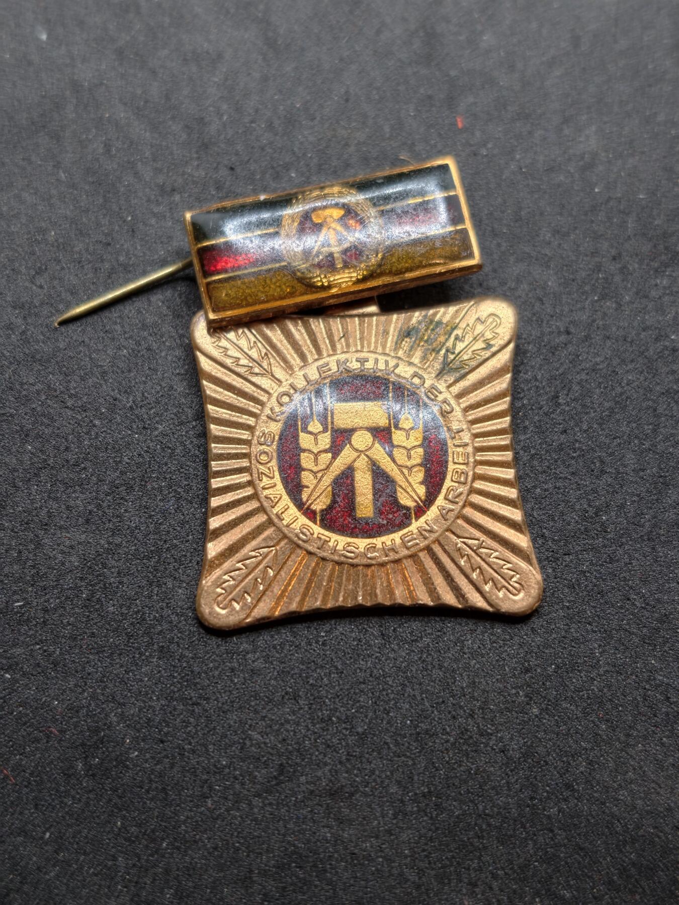 凯旋世界勋赏（持续上新中）（第22期新年大拍）（欢迎送拍）（对拍品有疑问请询问客服，不接受到手刀，出价默认拍品品相。请认真阅读拍卖规则！出价默认已认可！）（收到货请录制开箱视频，无视频概不处理问题。）