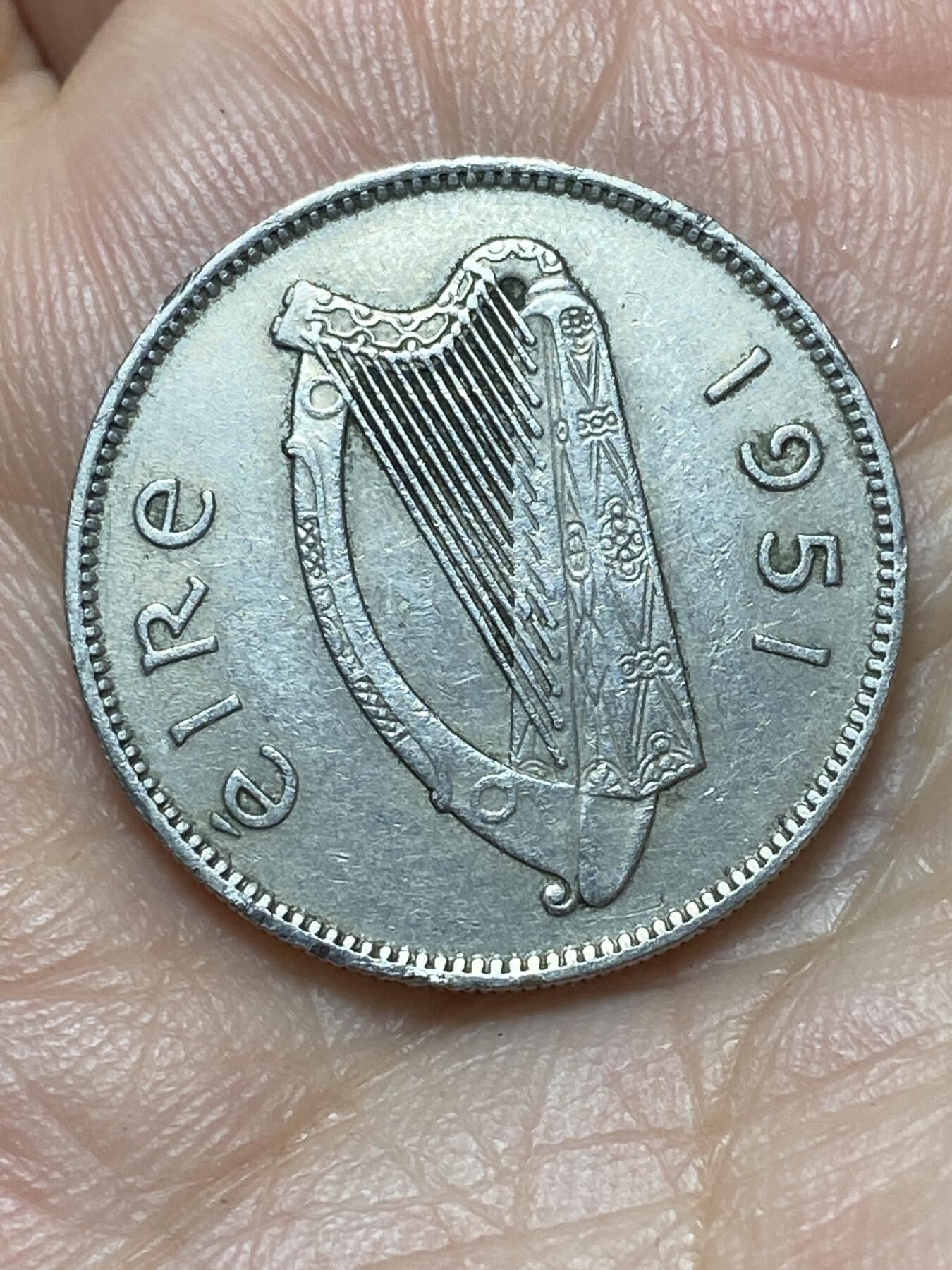 2026年第二十九场(总第一百九十八场）英国一线回流散币新年初九特拍场第一场(免佣金) 爱尔兰🇮🇪1951年1先令(共和国时期第一套第二版)