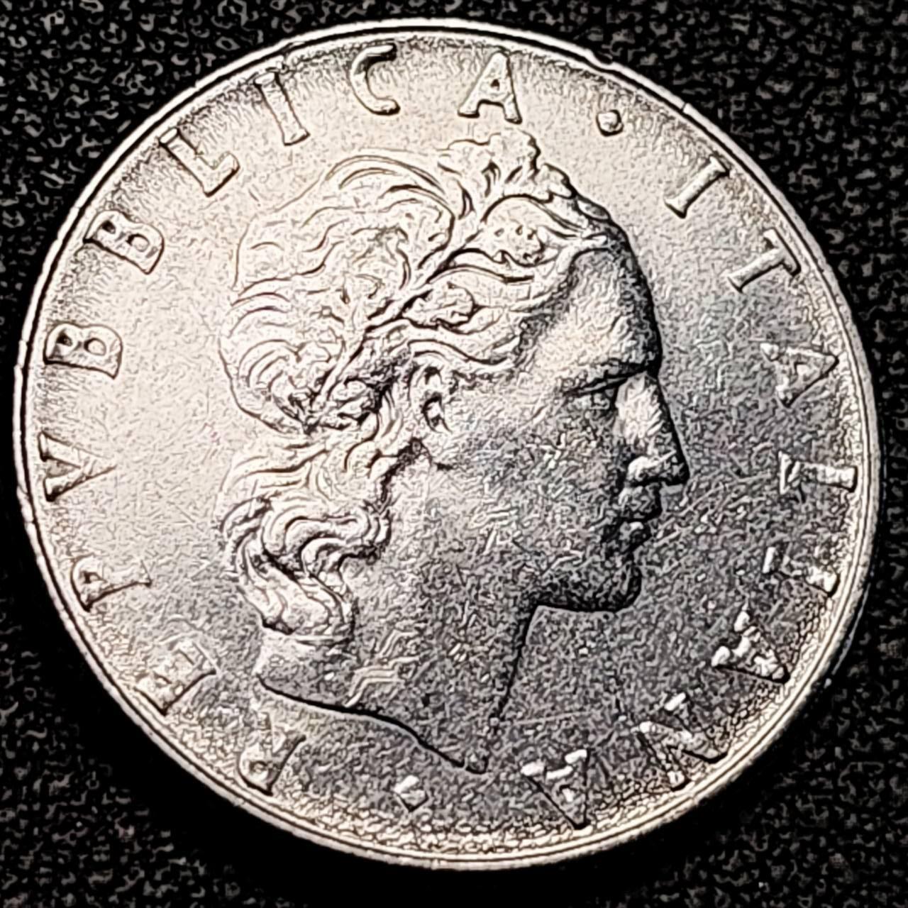 泉币菌-第193场- 新年第一场 新年快乐 本场拍品多 请提前出价 意大利 1978年 50里拉 锻冶之神 伍尔坎 24mm